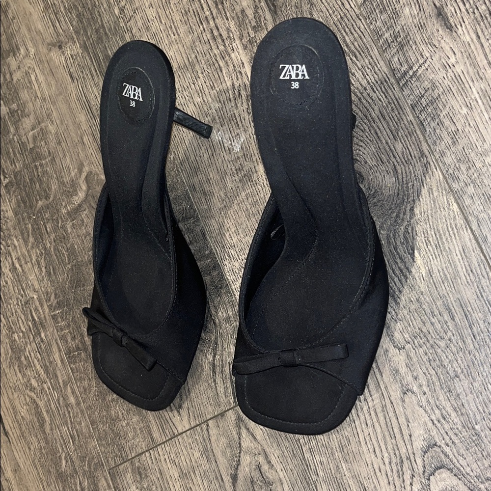 Zara Women's Elegant Black Heels